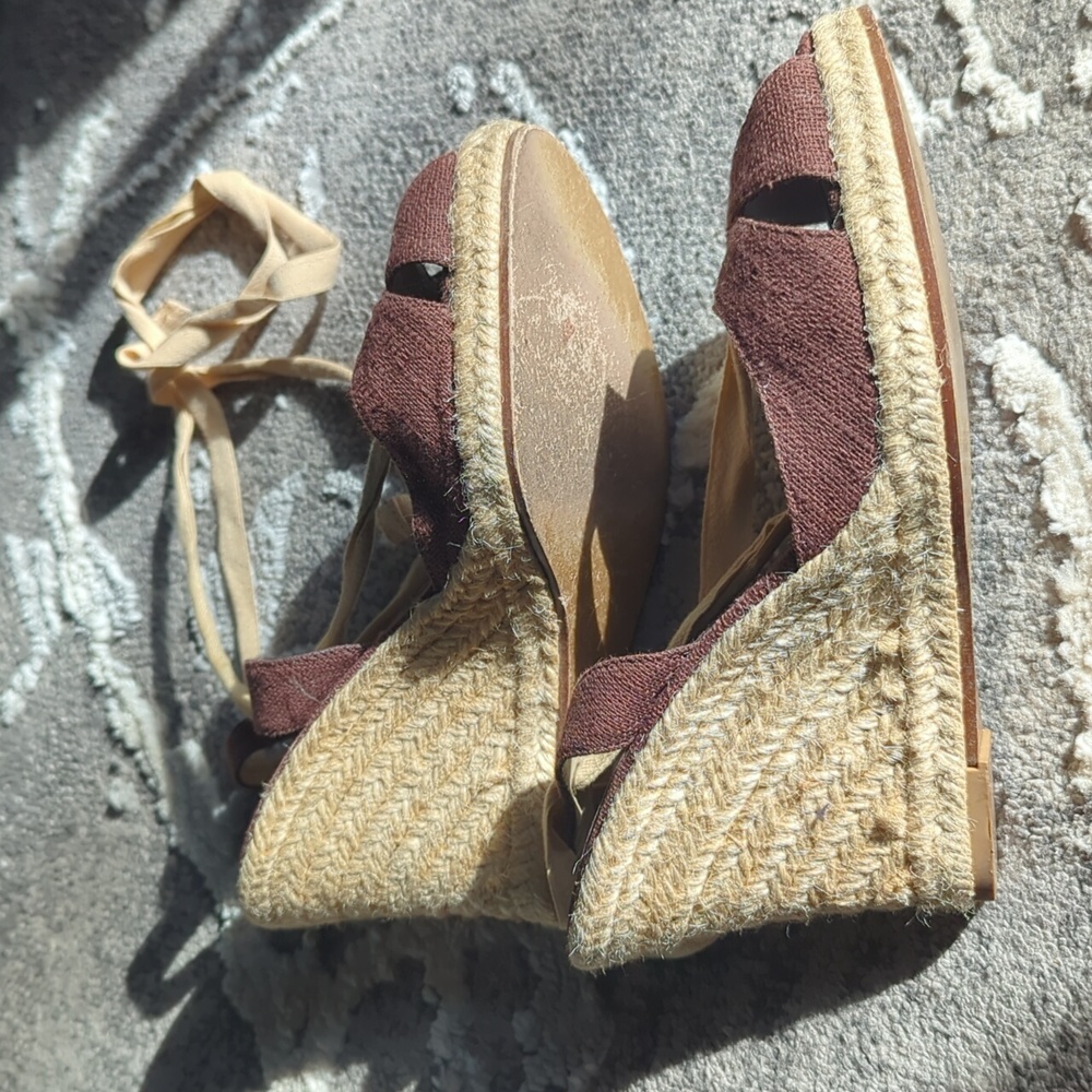 Espadrilles - Picture 5 of 6